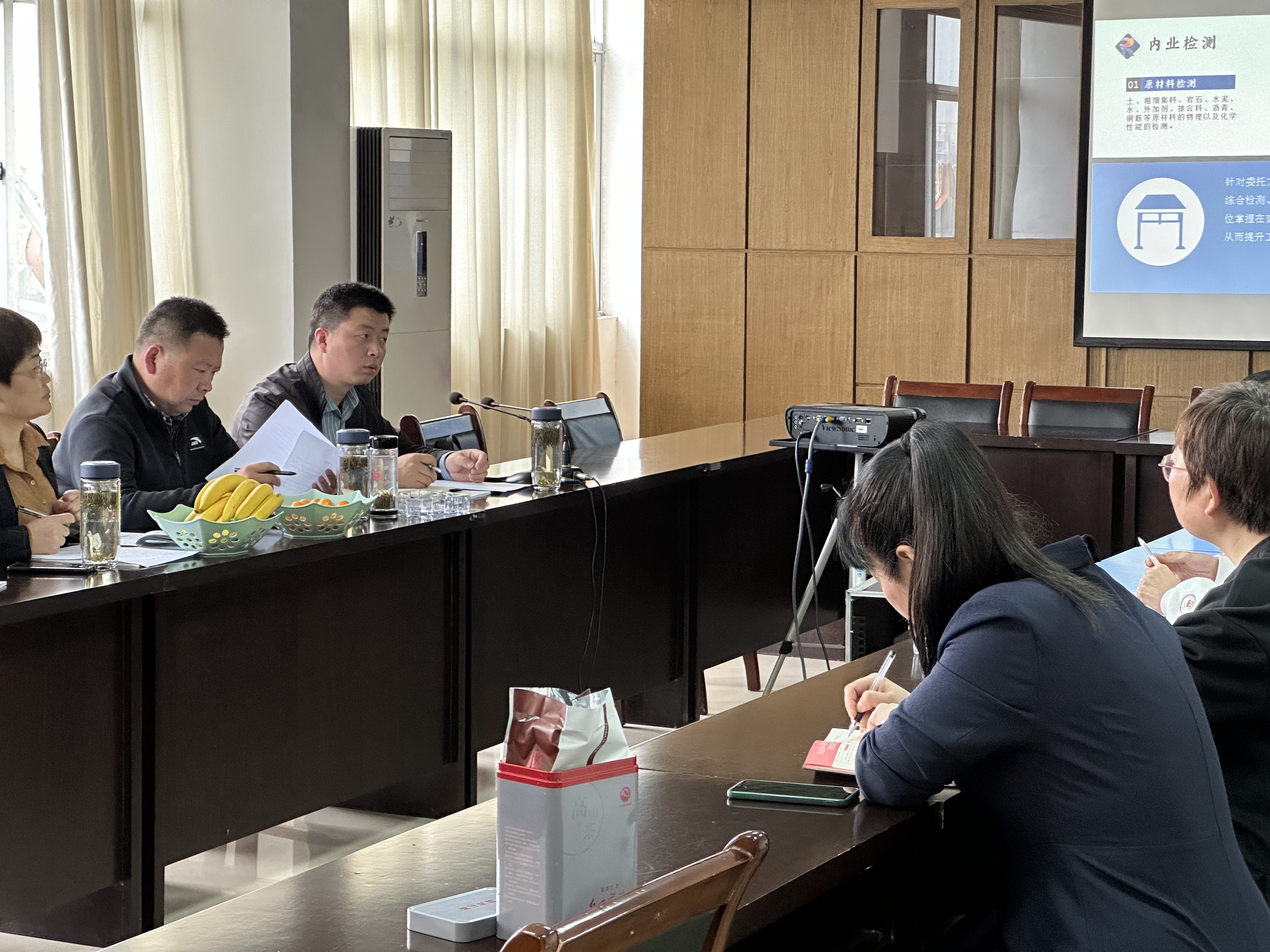 安慶職業(yè)技術(shù)學(xué)院領(lǐng)導(dǎo)蒞臨我單位指導(dǎo)交流工作