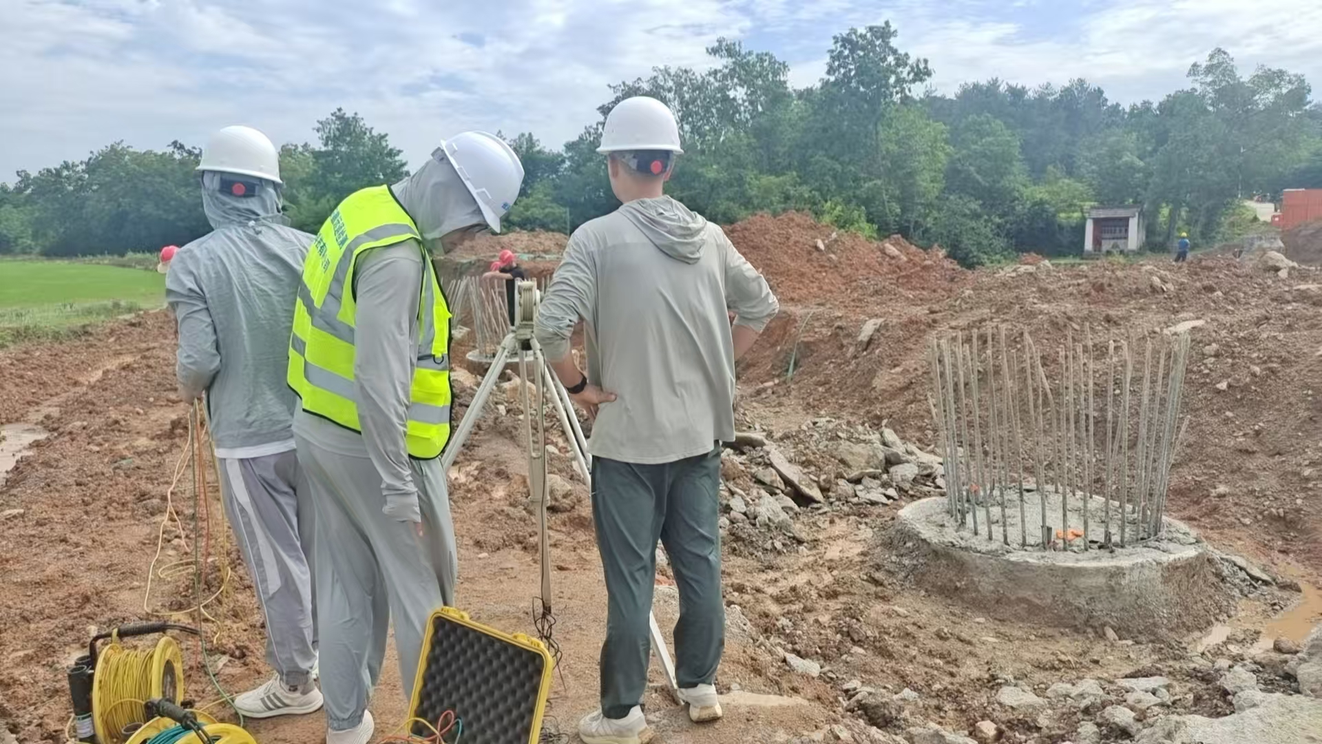 致敬遠通檢測的野外英雄：用腳步丈量責任，以專業(yè)鑄就品質